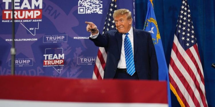 Trump meets with Ronna McDaniel – then calls for changes at Republican National Committee