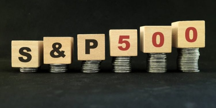 Exploring S&P 500’s Breakthrough Upwards at 5000.0 Level