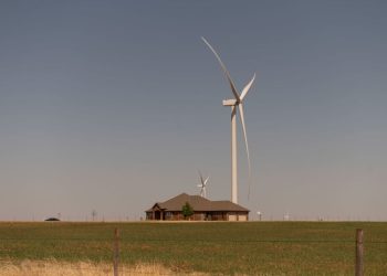 How much are wind turbines dragging down home values? A new study has surprising answers