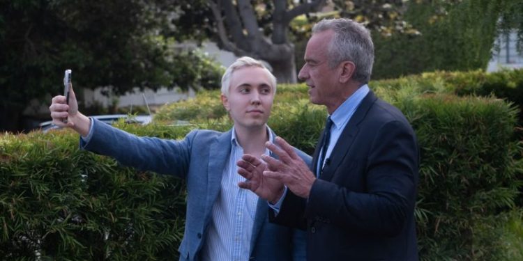 Meet the 25-year-old who TikToked his way onto RFKâs campaign team