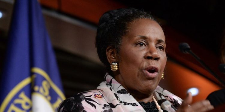 Rep. Sheila Jackson Lee has passed away after battle with pancreatic cancer