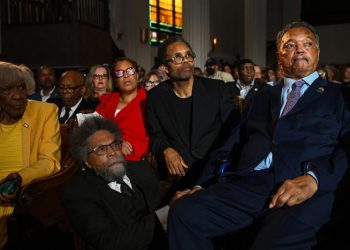 Jesse Jackson, slowed at 82, is still showing up and keeping hope alive