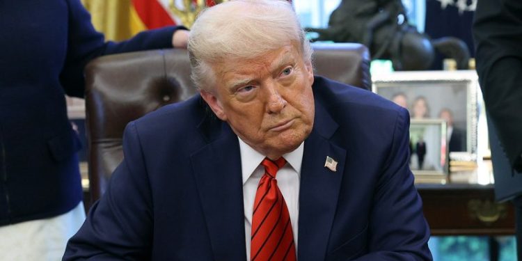 Judge temporarily blocks Trump order ending collective bargaining rights for most federal workers