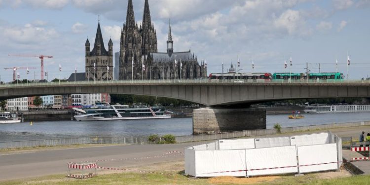 Cologne evacuates 20,000 people after three World War II bombs discovered